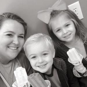 Meet your Posher, Lindsey